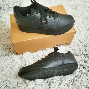 Men's Reebok classic sneakers